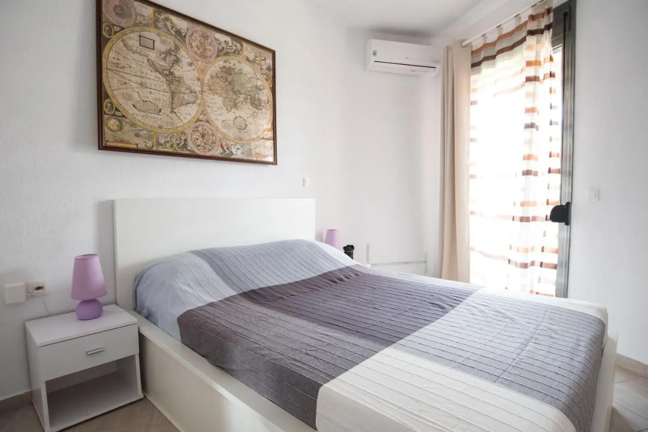 Quintessence Villas Violetta Nikíti 0*,  Görögország